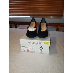 Nurture Style Paidyn Color Black Size 8 Pumps Velveteen
